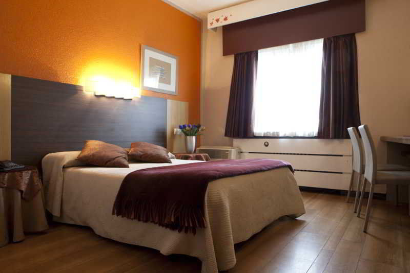 Crisol Quindos Hotel Leon Exterior photo